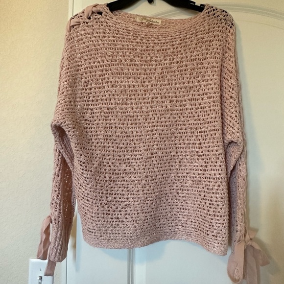 Bundle-Large Sweater - Picture 2 of 4